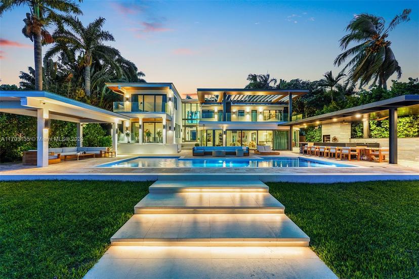 Picture of 327 E Rivo Alto Dr, Miami Beach FL 33139
