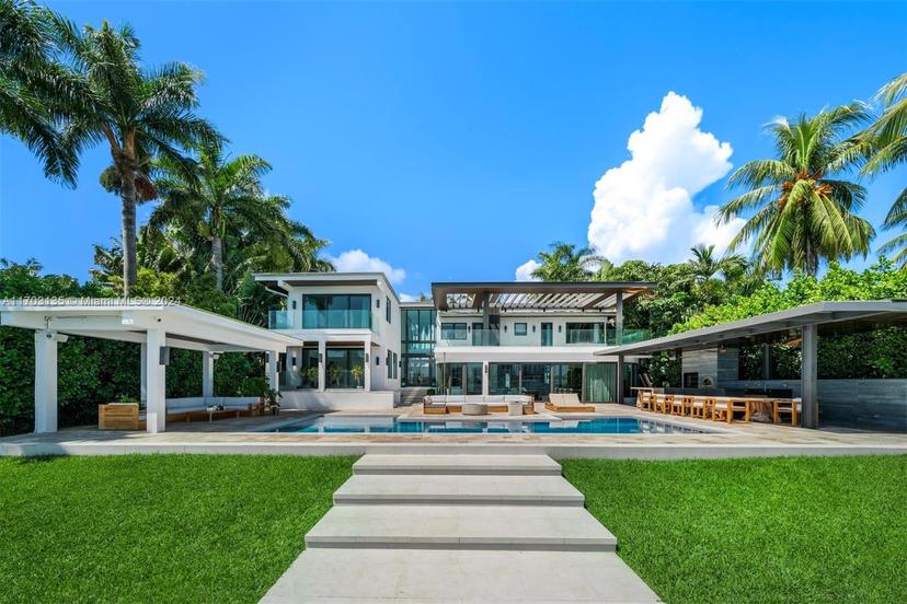 Picture of 327 E Rivo Alto Dr, Miami Beach FL 33139