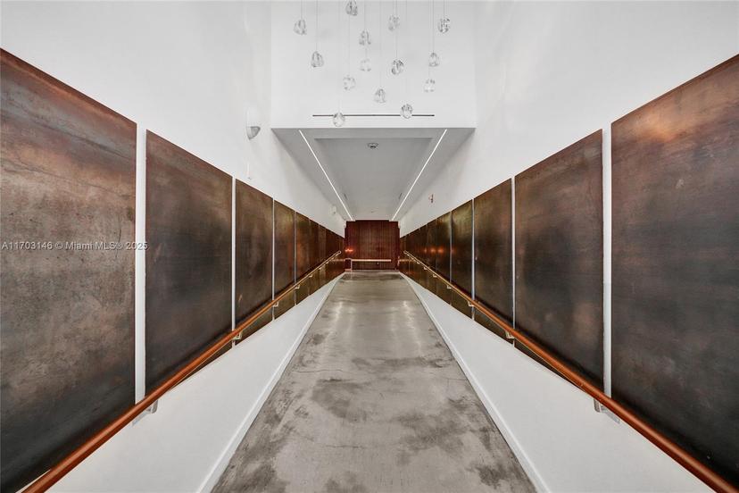 Picture of 1700 Meridian Ave # 304, Miami Beach FL 33139