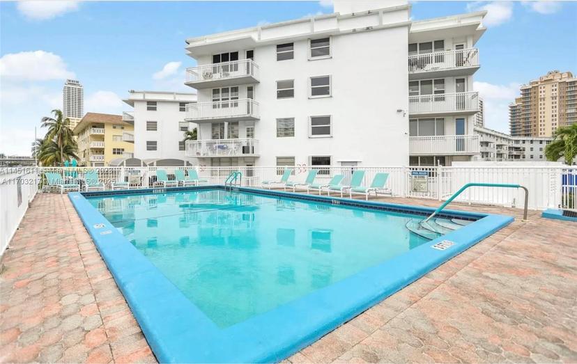 Picture of 1913 S Ocean Dr # 129, Hallandale Beach FL 33009