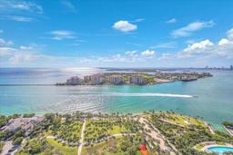 Picture of 300 S Pointe Dr # 3402, Miami Beach, FL 33139
