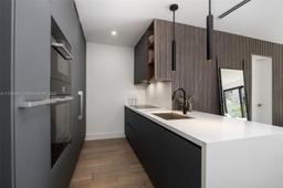 Picture of 202 Sunrise Dr # 202A, Key Biscayne, FL 33149