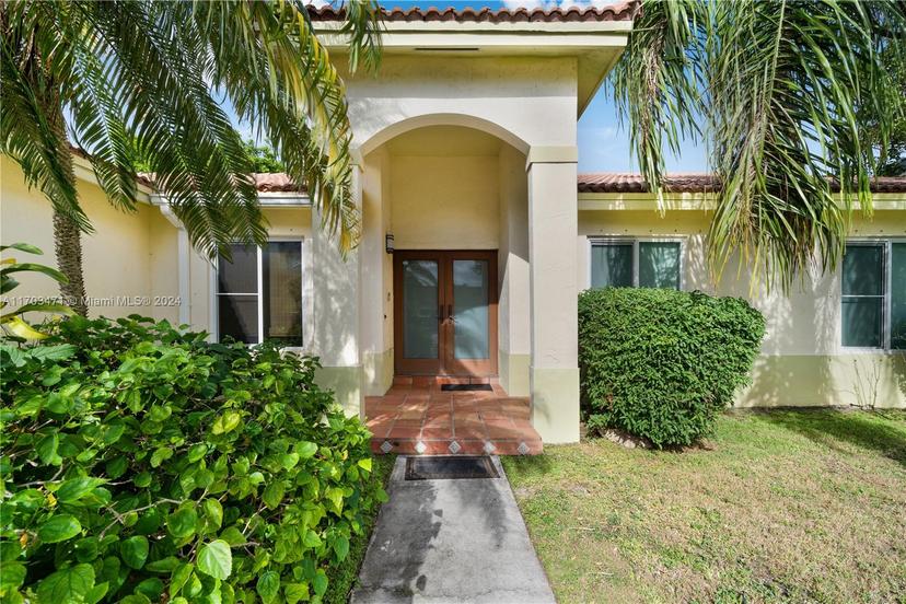 Picture of 19950 Cutler Ct, Cutler Bay FL 33189