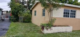 Picture of 2410 Largo Dr, Miramar, FL 33023