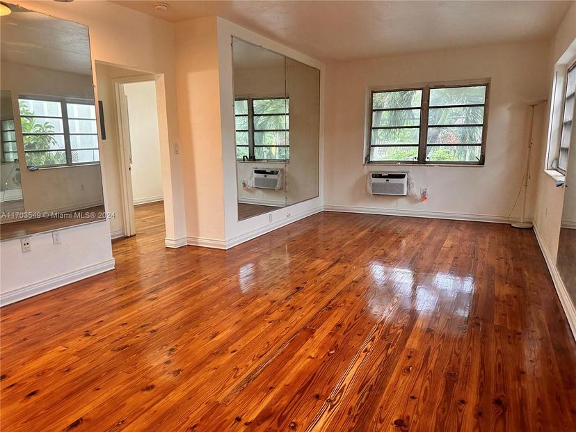 Picture of 4740 Pine Tree Dr # 20, Miami Beach FL 33140