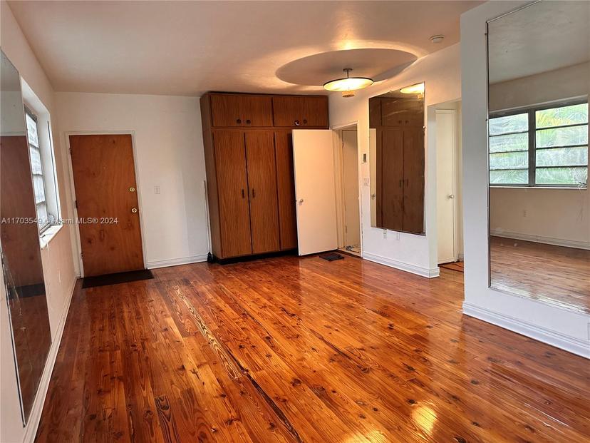 Picture of 4740 Pine Tree Dr # 20, Miami Beach FL 33140