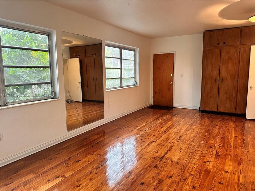 Picture of 4740 Pine Tree Dr # 20, Miami Beach FL 33140
