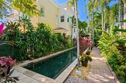 Picture of 607 NE 17Th Way, Fort Lauderdale, FL 33304