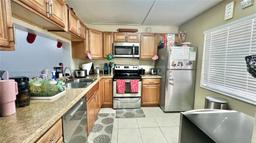 Picture of 741 NW 105Th Ter, Pembroke Pines, FL 33026