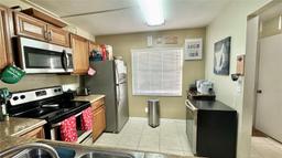 Picture of 741 NW 105Th Ter, Pembroke Pines, FL 33026