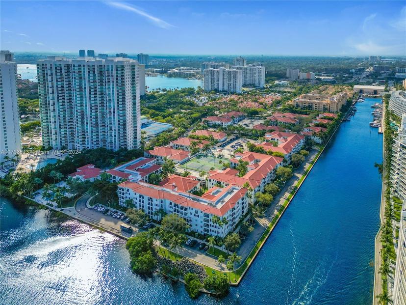Picture of 3105 NE 184Th St # 7103, Aventura FL 33160