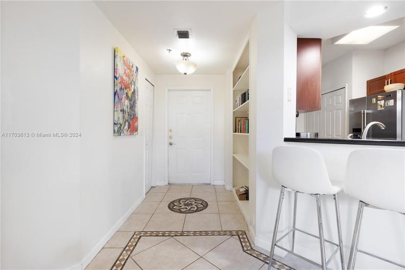 Picture of 3105 NE 184Th St # 7103, Aventura FL 33160