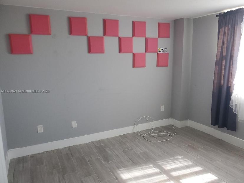 Picture of 210 174Th St # 905, Sunny Isles Beach FL 33160