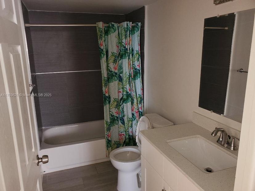 Picture of 210 174Th St # 905, Sunny Isles Beach FL 33160