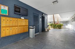 Picture of 875 NE 195Th St # 112, Miami, FL 33179