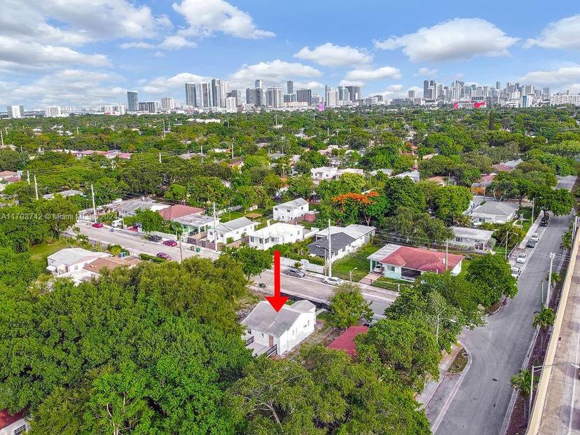 Picture of 585 NW 51St St, Miami FL 33127
