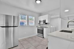 Picture of 585 NW 51St St, Miami, FL 33127