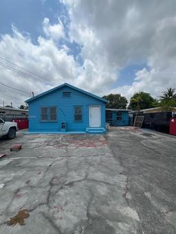 Picture of 8024 NW 36Th Ct, Miami, FL 33147