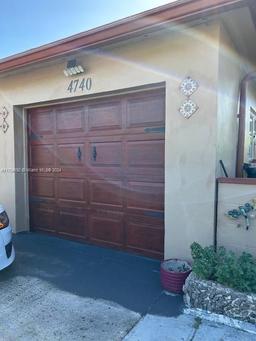 Picture of 4740 NW 41St Ct, Lauderdale Lakes, FL 33319