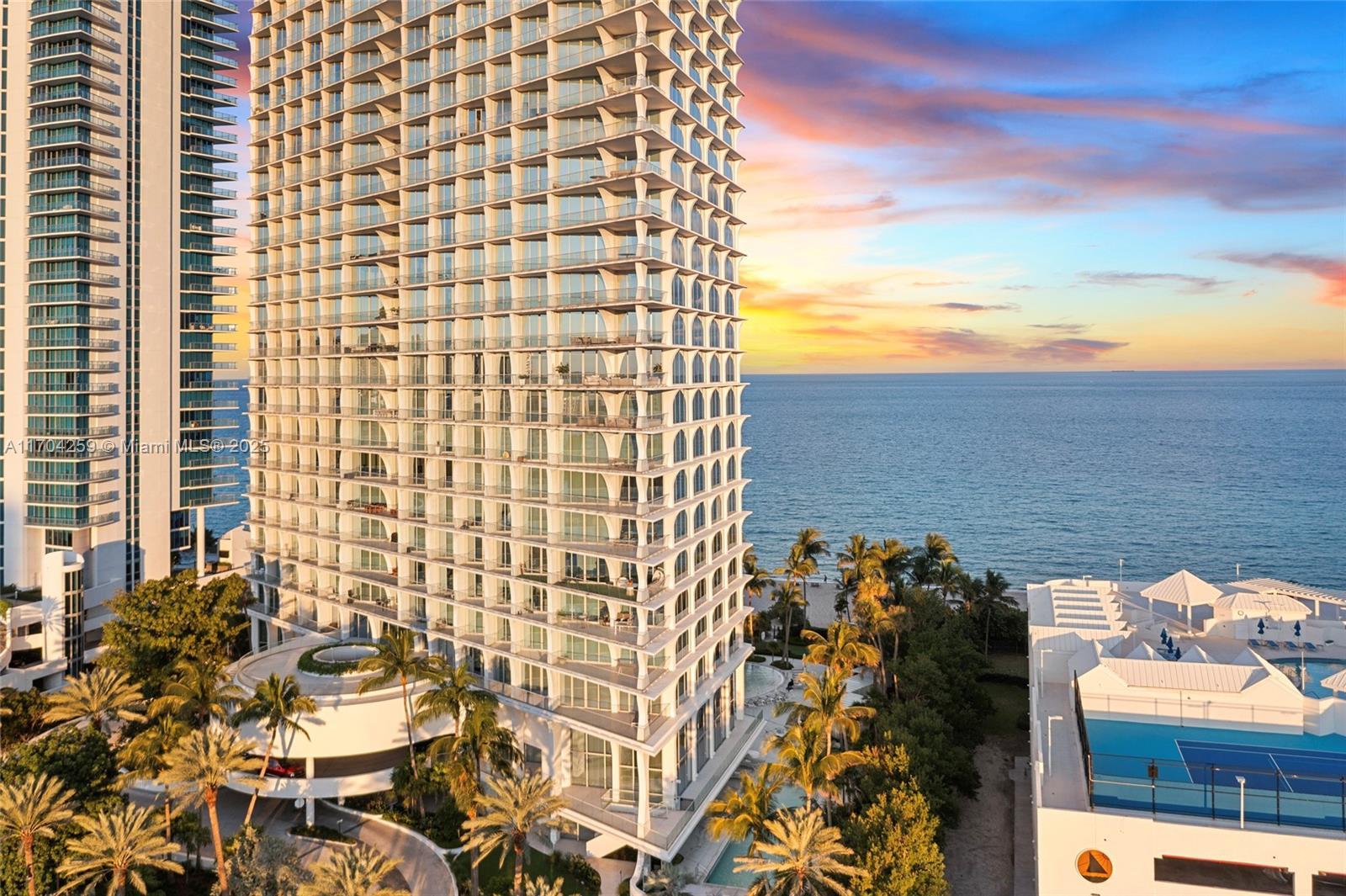 Picture of 16901 Collins Ave # 503, Sunny Isles Beach, FL 33160