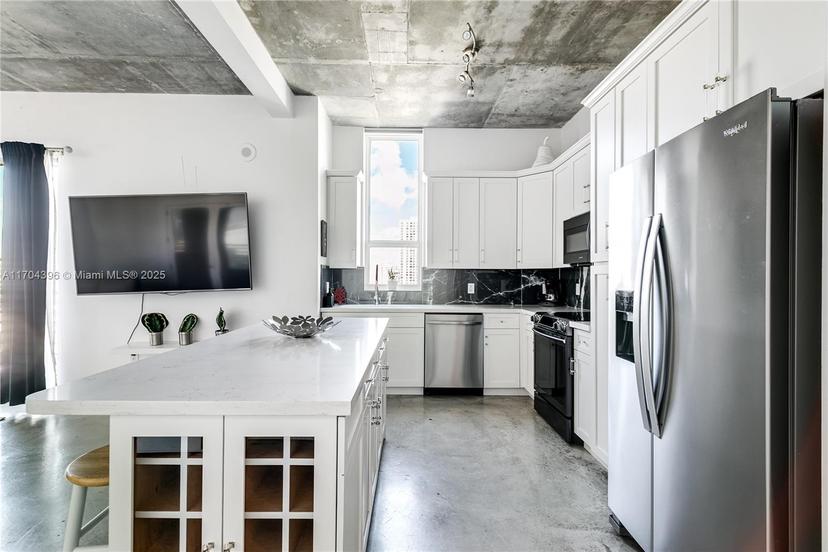 Picture of 234 NE 3Rd St # 1107, Miami FL 33132