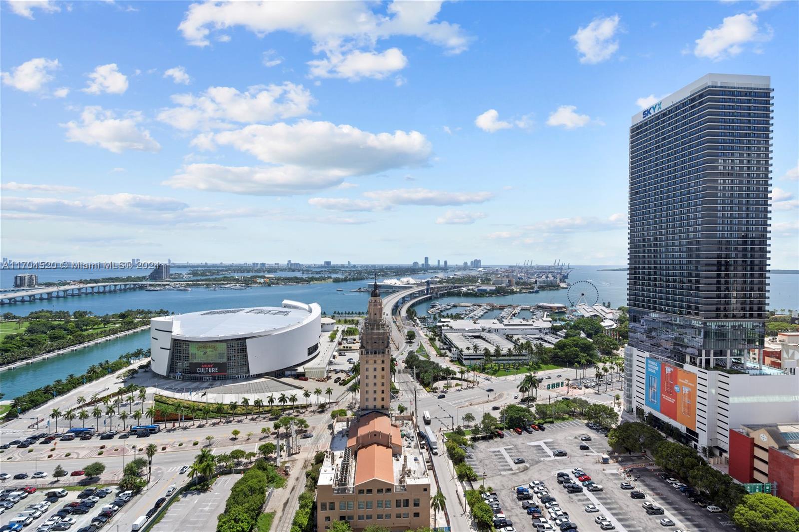 Picture of 601 NE 1St Ave # 2415, Miami, FL 33132