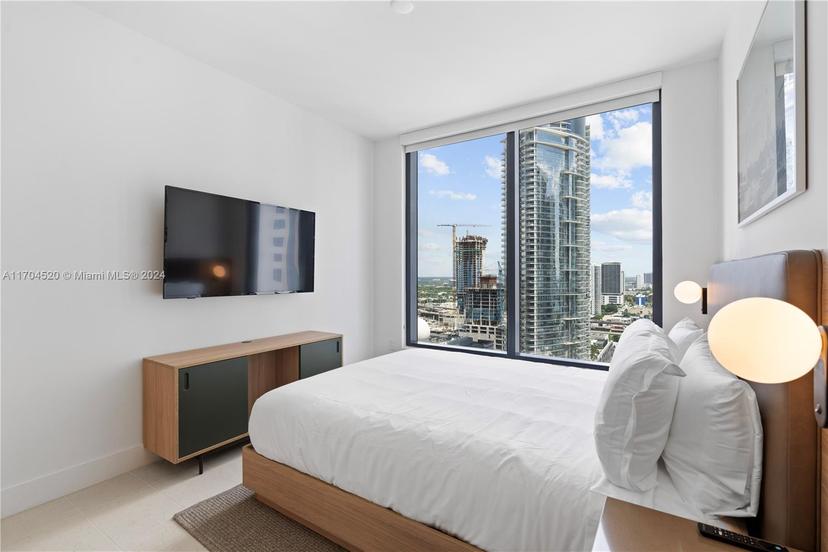 Picture of 601 NE 1St Ave # 2415, Miami FL 33132
