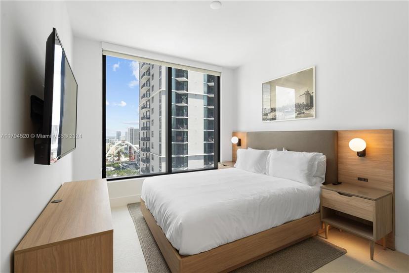 Picture of 601 NE 1St Ave # 2415, Miami FL 33132