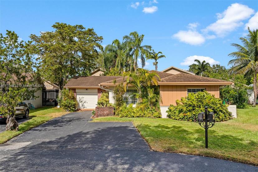 Picture of 2269 Nova Village Drive, Davie FL 33317