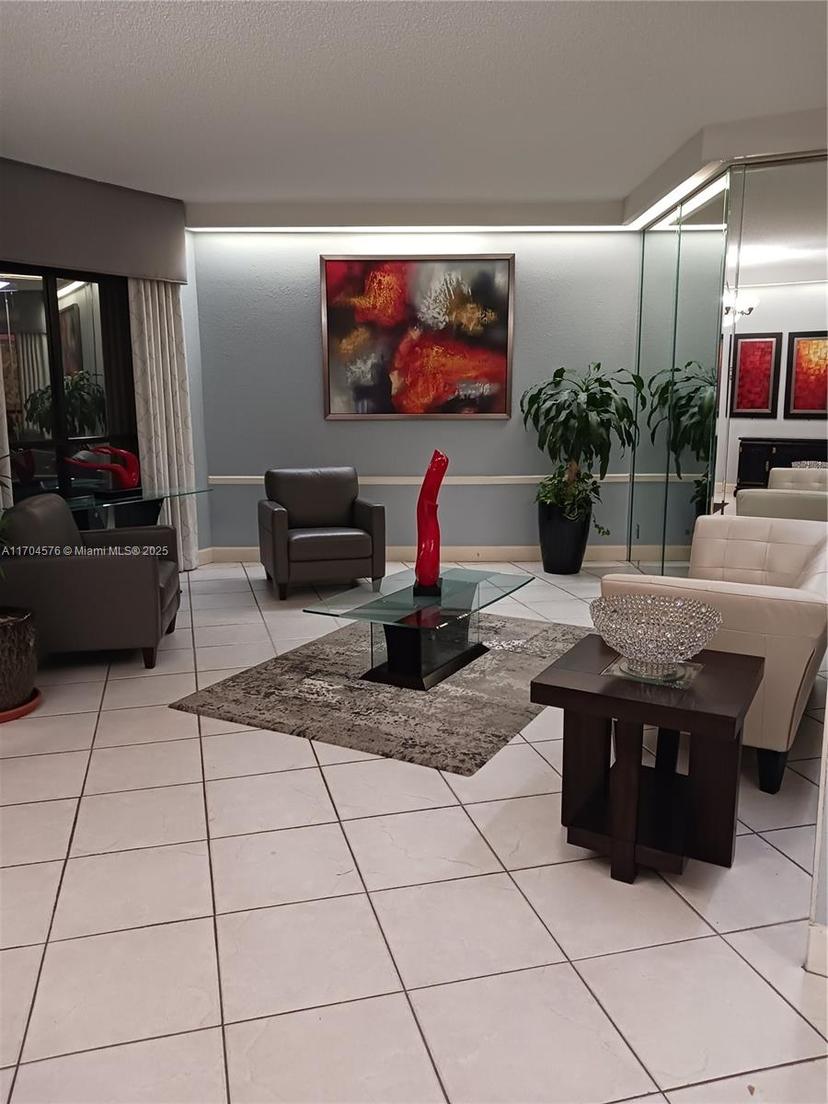 Picture of 1000 St Charles Pl # 615, Pembroke Pines FL 33026