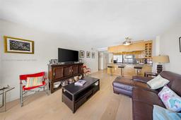 Picture of 465 Ocean Dr # 706, Miami Beach, FL 33139