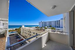 Picture of 465 Ocean Dr # 706, Miami Beach, FL 33139