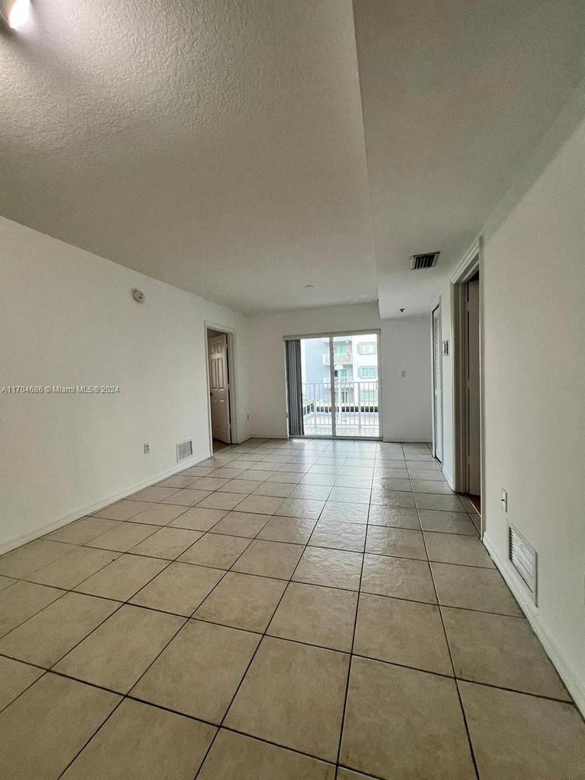 Picture of 2475 NW 16Th St Rd # 308, Miami FL 33125