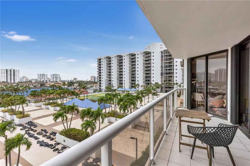 Picture of 3640 Yacht Club Dr # 607, Aventura FL 33180