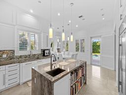 Picture of 11740 SW 70Th Ave, Pinecrest, FL 33156