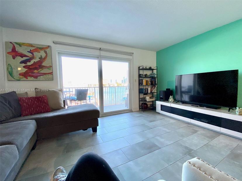 Picture of 400 Golden Isles Dr # 6, Hallandale Beach FL 33009