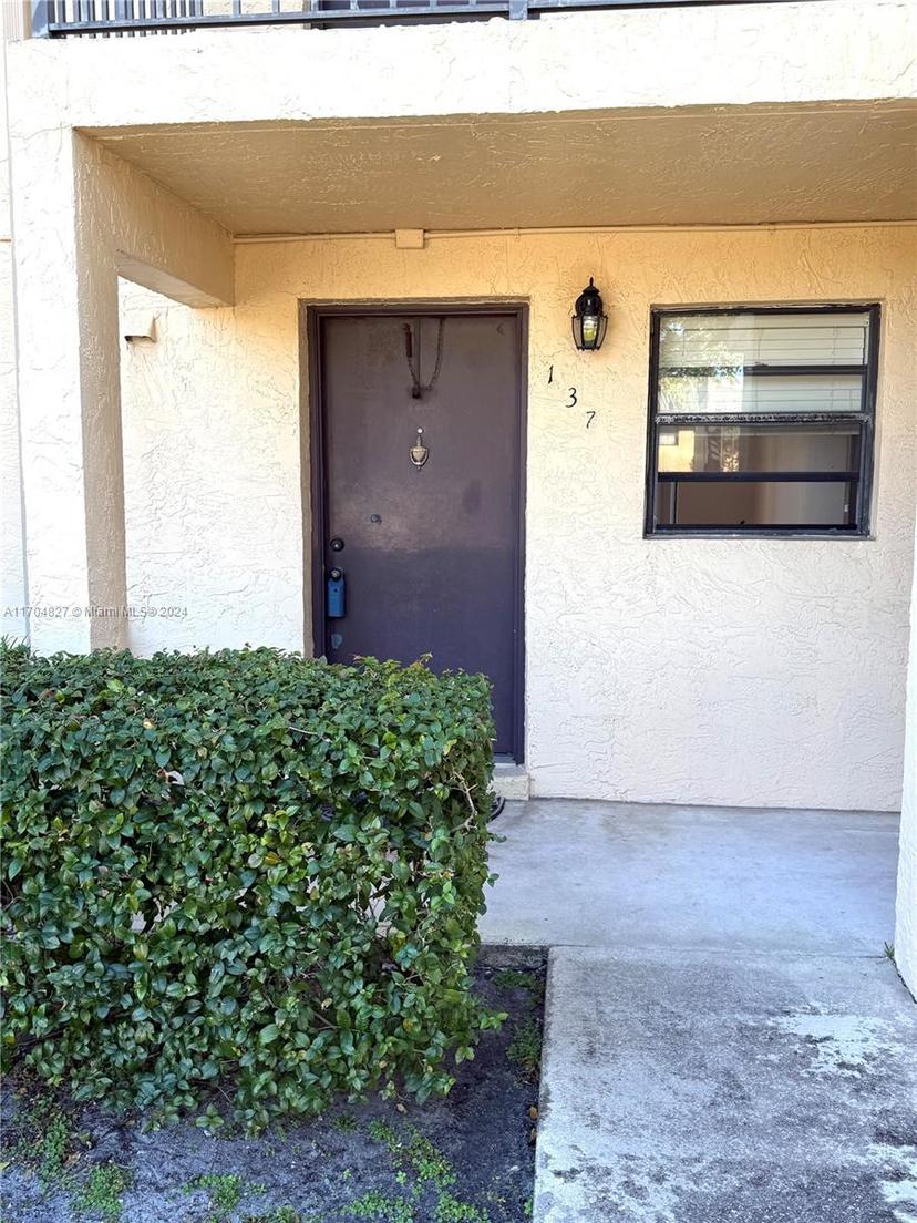 Picture of 137 NW 93Rd Ave # 103, Pembroke Pines FL 33024