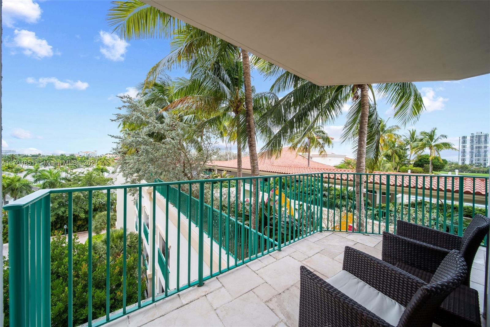 Picture of 19900 E Country Club Dr # 610, Aventura, FL 33180