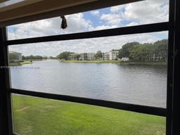 Picture of 1530 Whitehall Dr # 204, Davie, FL 33324