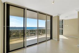 Picture of 20281 E Country Club Dr # 2104, Aventura, FL 33180