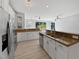 Picture of 5606 NW 122Nd Ter, Coral Springs, FL 33076