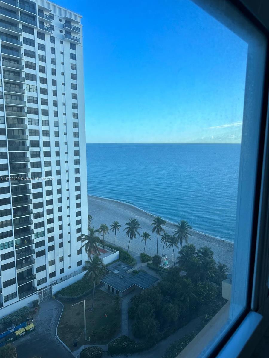 Picture of 2501 S Ocean Dr # 1603, Hollywood, FL 33019