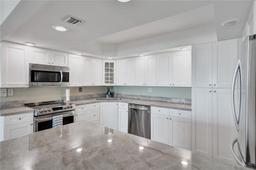 Picture of 1410 S Ocean Dr # 904, Hollywood, FL 33019