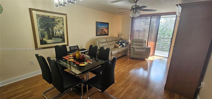 Picture of 1000 Colony Point Cir # 417, Pembroke Pines FL 33026