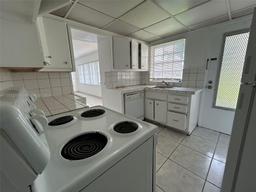 Picture of 11855 NE 19Th Dr # 8, North Miami, FL 33181