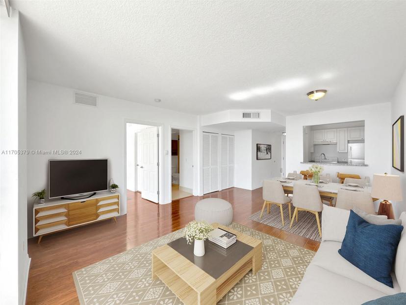 Picture of 900 SW 8Th St # 1510, Miami FL 33130