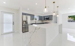 Picture of 17141 NE 5Th Ave, North Miami Beach, FL 33162