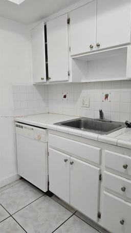 Picture of 1885 NE 121St St # 17, North Miami, FL 33181