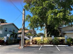 Picture of 2607 NE 8Th Ave # 22, Wilton Manors, FL 33334