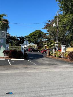 Picture of 2607 NE 8Th Ave # 22, Wilton Manors, FL 33334